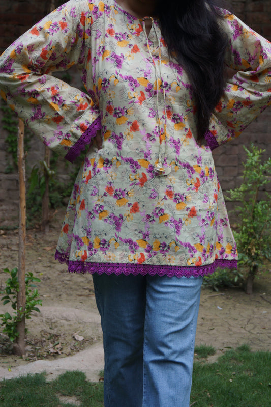 FLORAL VERSE KURTI