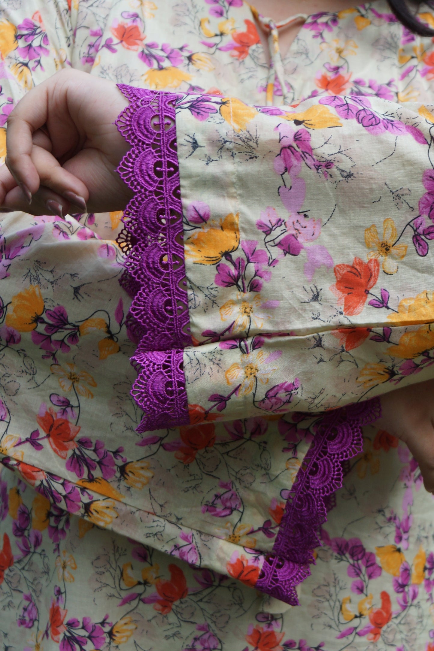 FLORAL VERSE KURTI